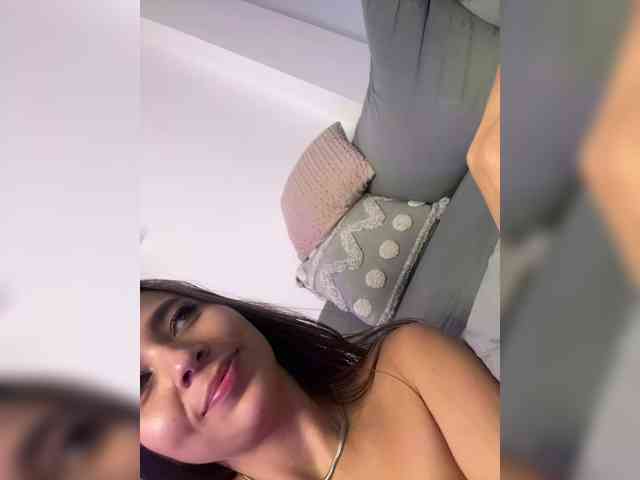 Anhika webcam