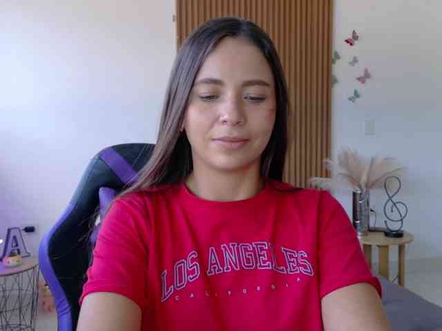 Anhika webcam