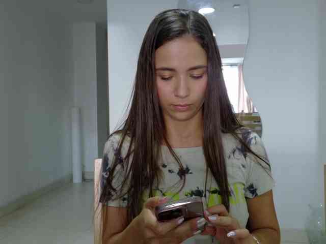 Anhika webcam