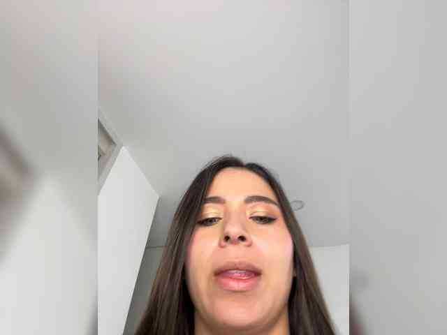 Anhika webcam
