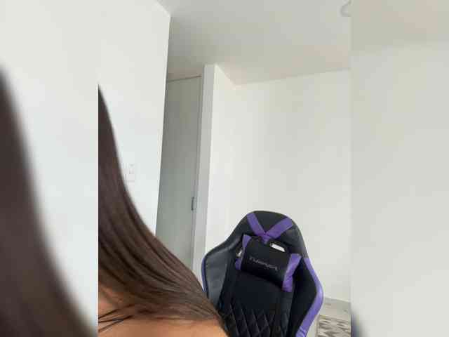 Anhika webcam