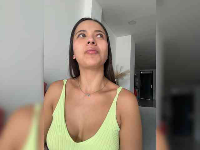 Anhika webcam