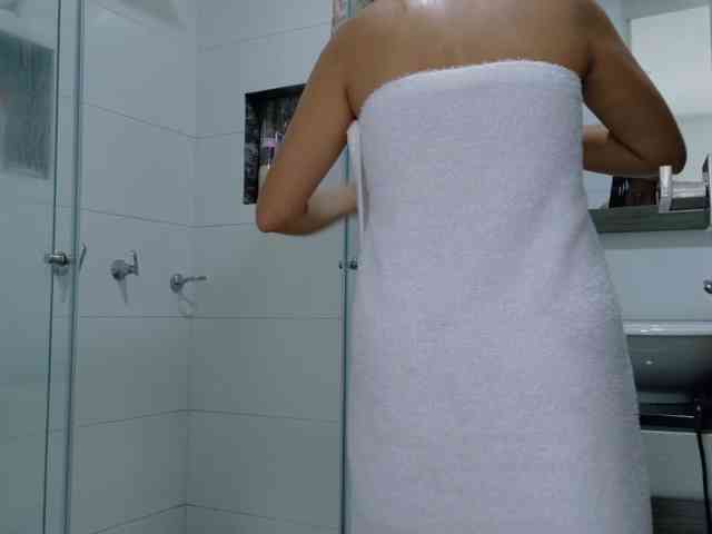 Anhika webcam