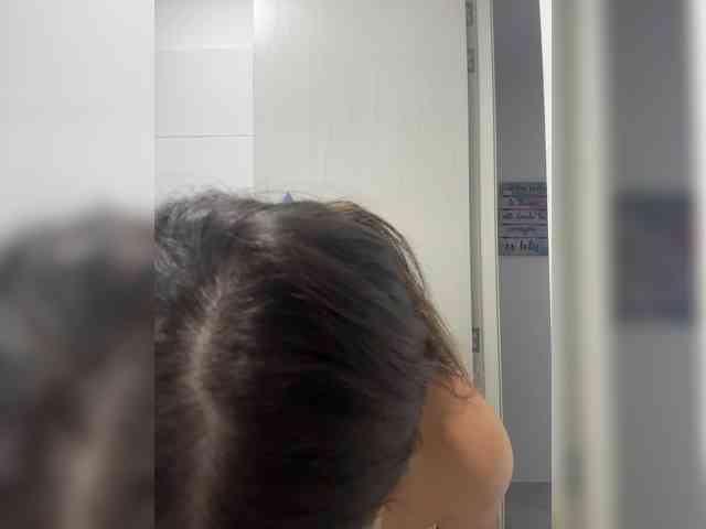 Anhika webcam