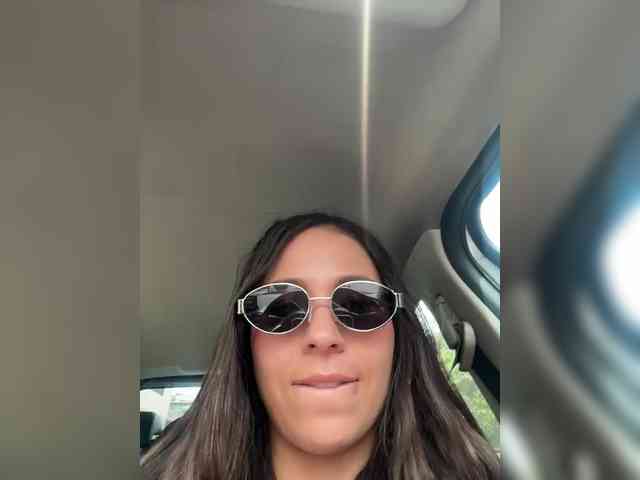 Anhika webcam