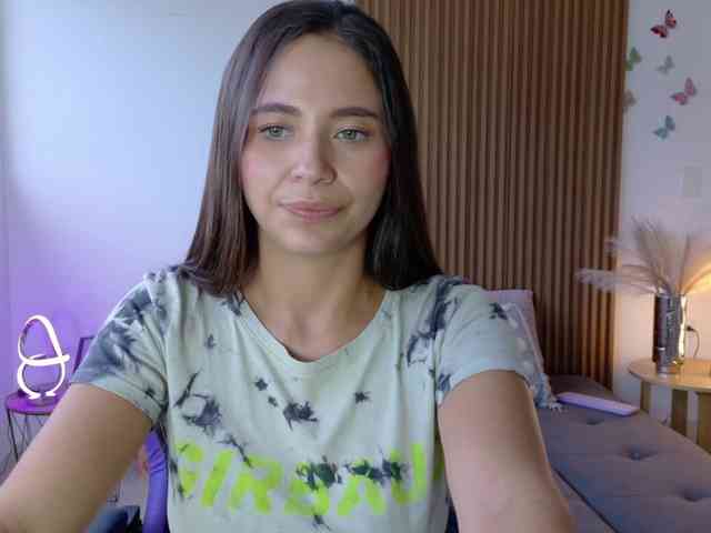 Anhika webcam
