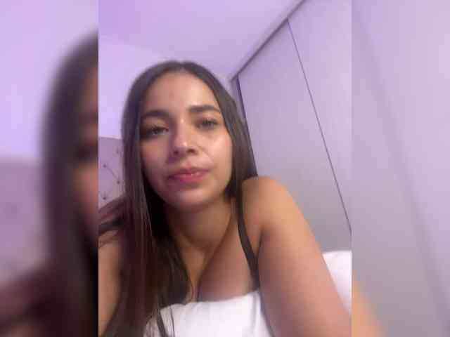 Anhika webcam