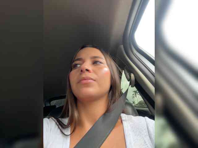 Anhika webcam