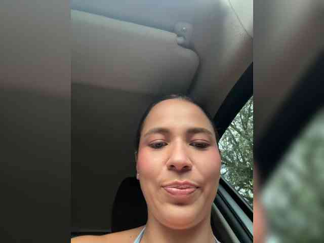 Anhika webcam