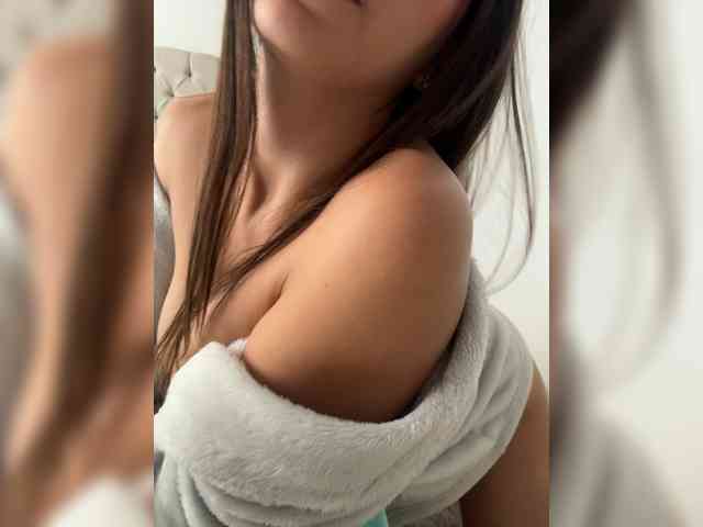 Anhika webcam
