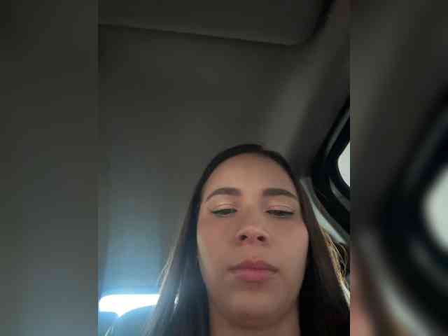 Anhika webcam