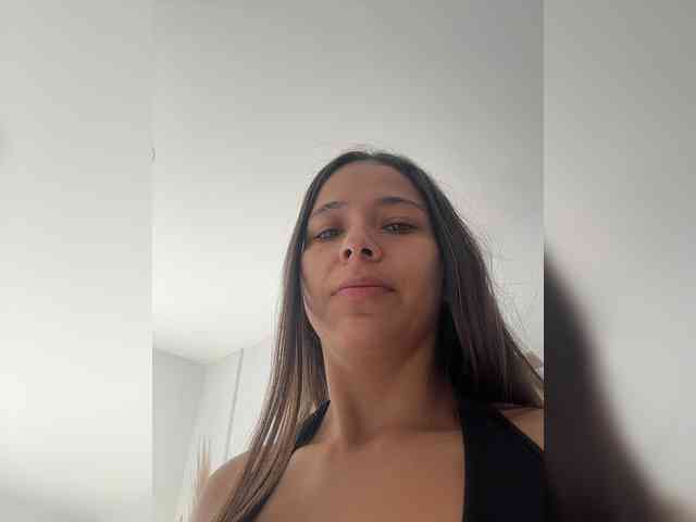Anhika webcam