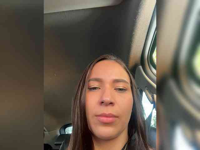 Anhika webcam
