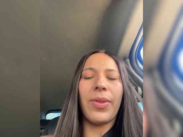 Anhika webcam