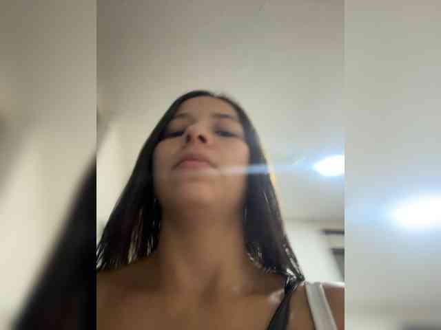 Anhika webcam