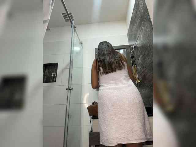 Anhika webcam