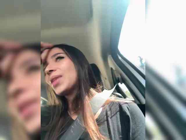 Anhika webcam