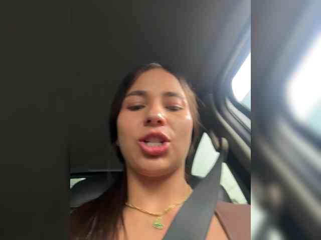 Anhika webcam