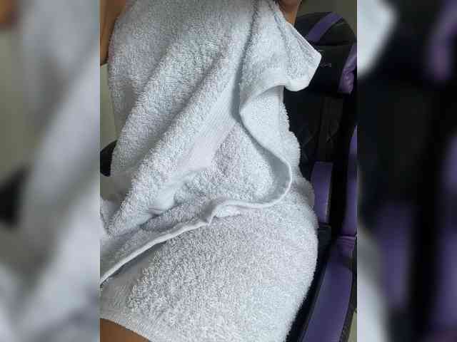 Anhika webcam