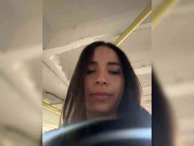 Anhika webcam