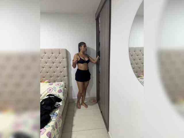 Anhika webcam