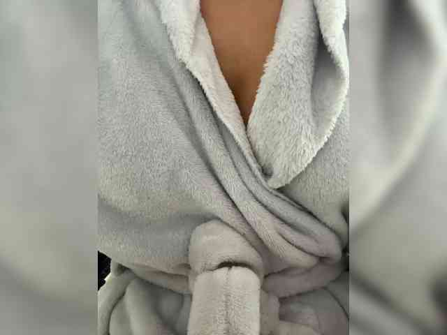 Anhika webcam