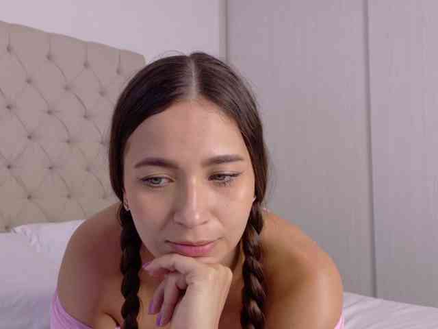 Anhika webcam