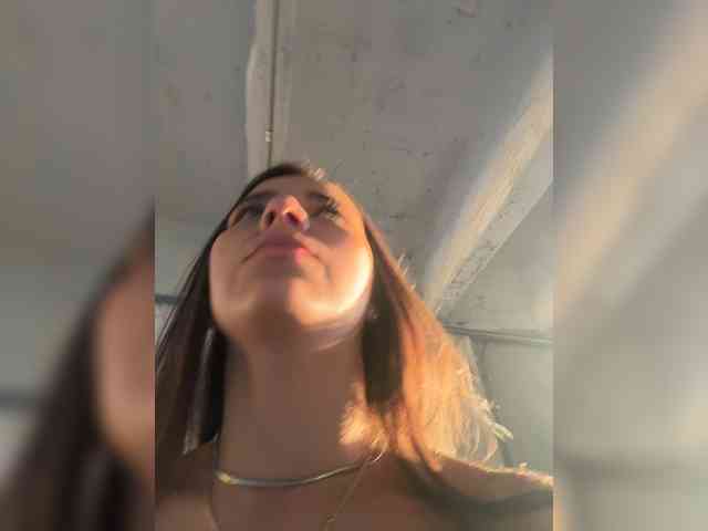 Anhika webcam