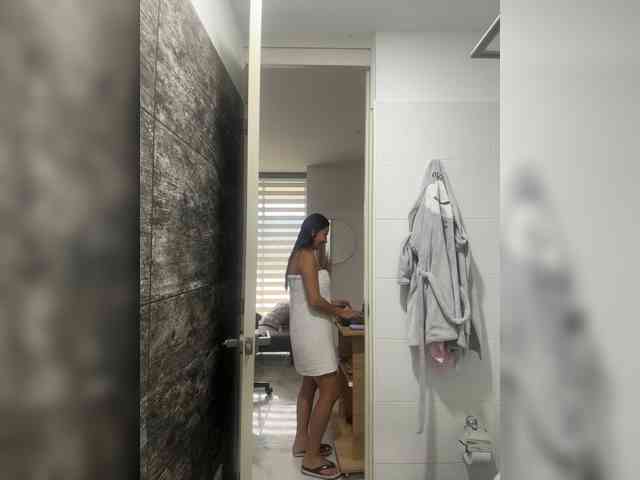 Anhika webcam