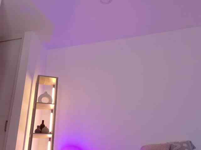 Anhika webcam