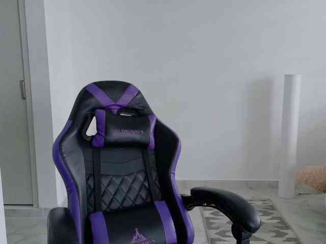Anhika webcam