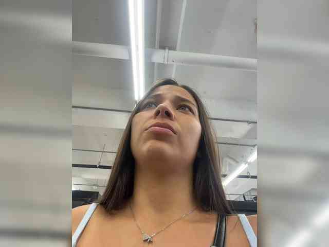 Anhika webcam