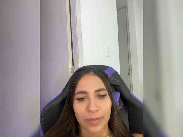 Anhika webcam