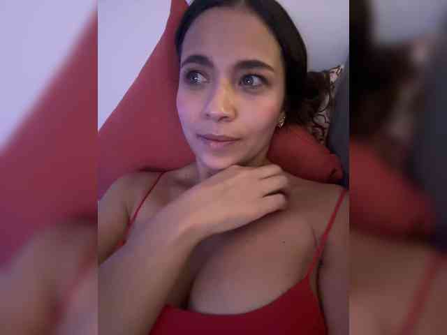 Anhika webcam