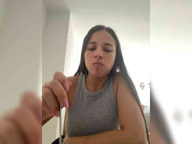 Anhika webcam
