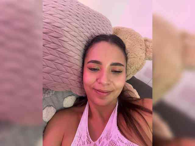 Anhika webcam