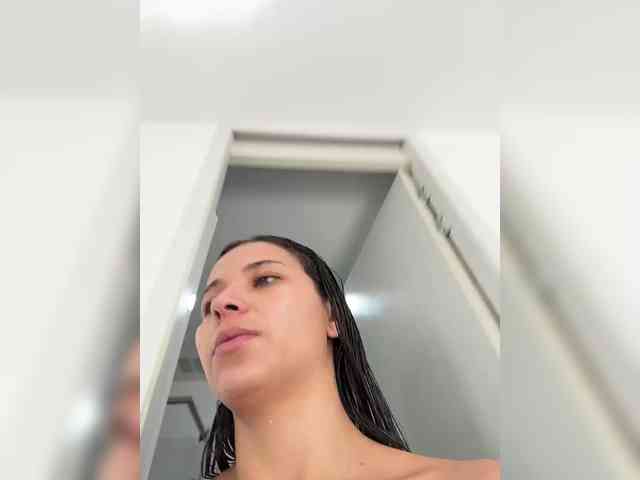 Anhika webcam