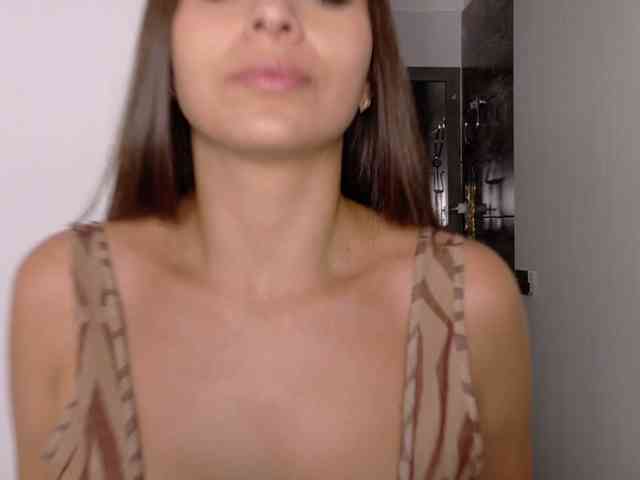 Anhika webcam