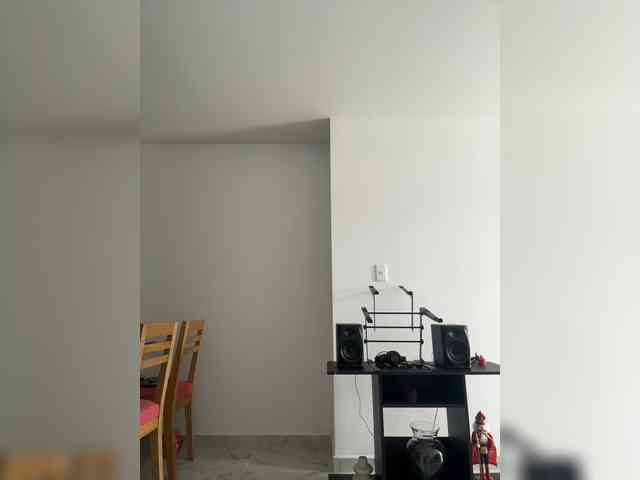 Anhika webcam