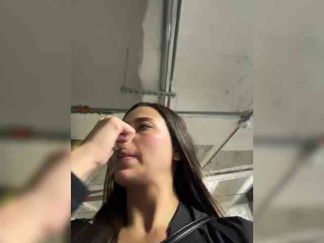 Anhika webcam