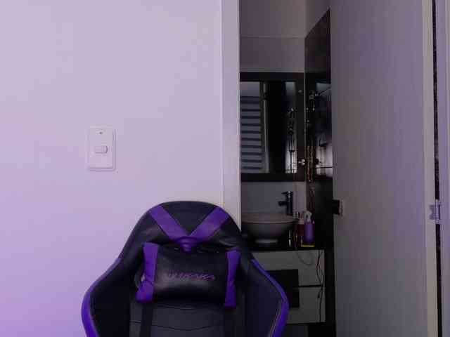 Anhika webcam