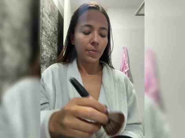 Anhika webcam
