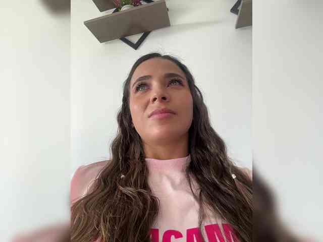 Anhika webcam