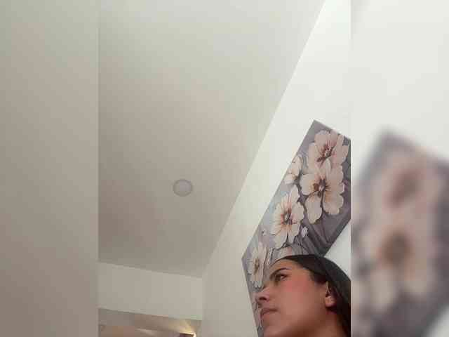 Anhika webcam