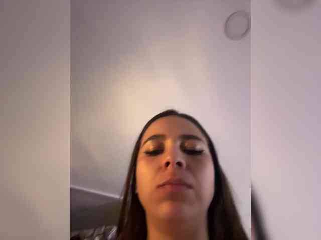 Anhika webcam