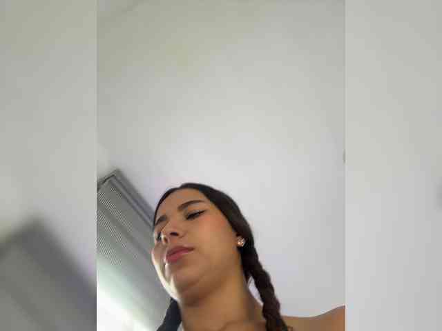 Anhika webcam