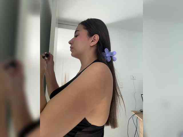 Anhika webcam