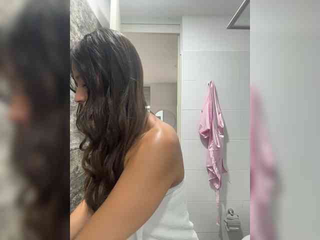 Anhika webcam