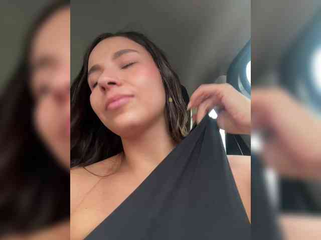 Anhika webcam