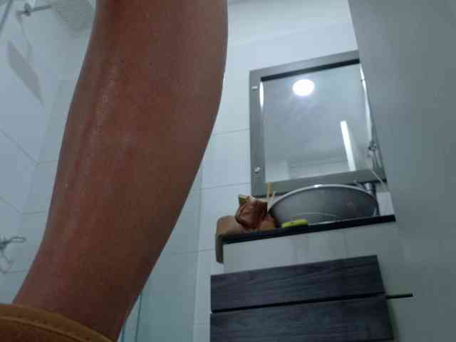Anhika webcam